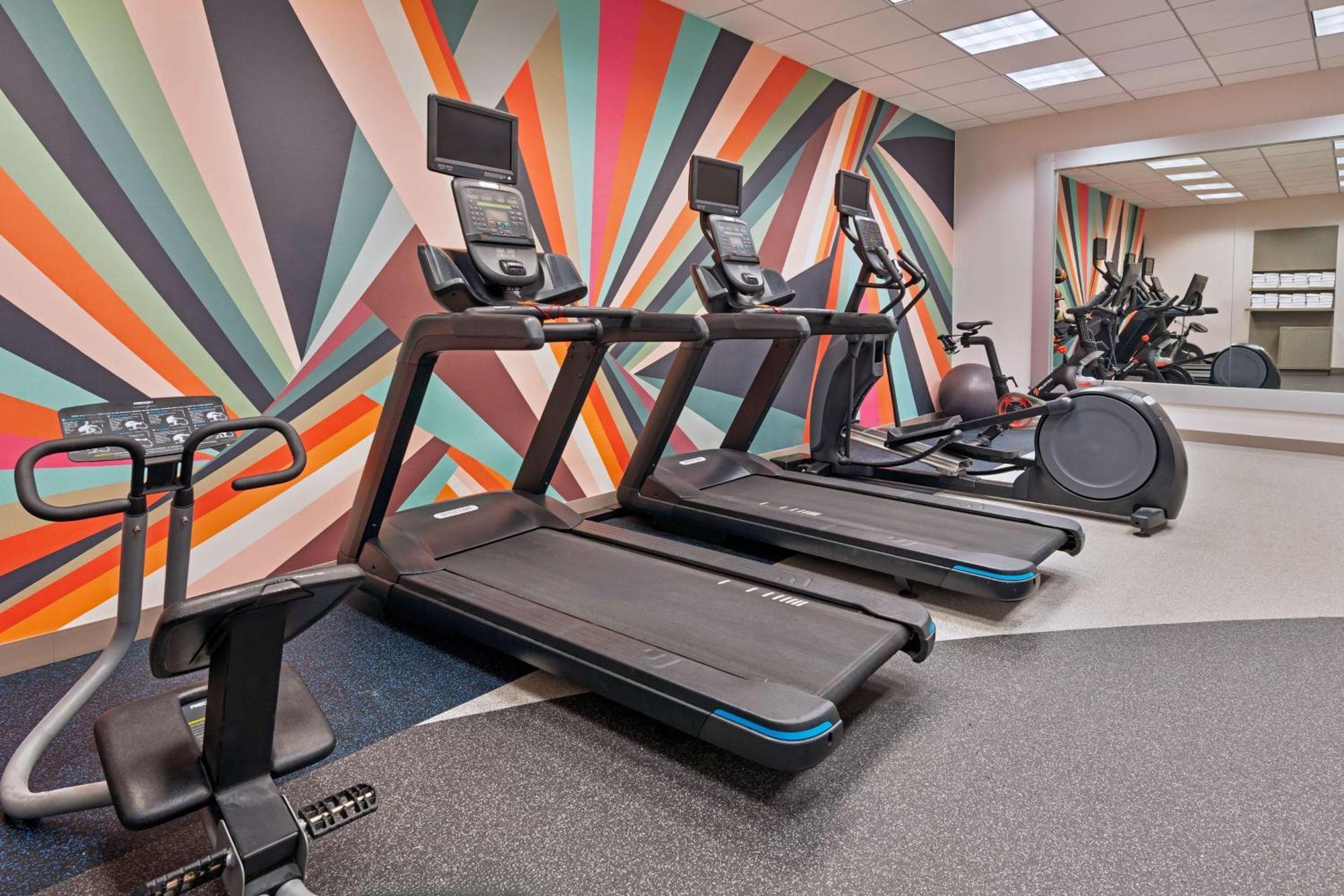 Hilton Garden Inn Tampa Airport/Westshore Dış mekan fotoğraf